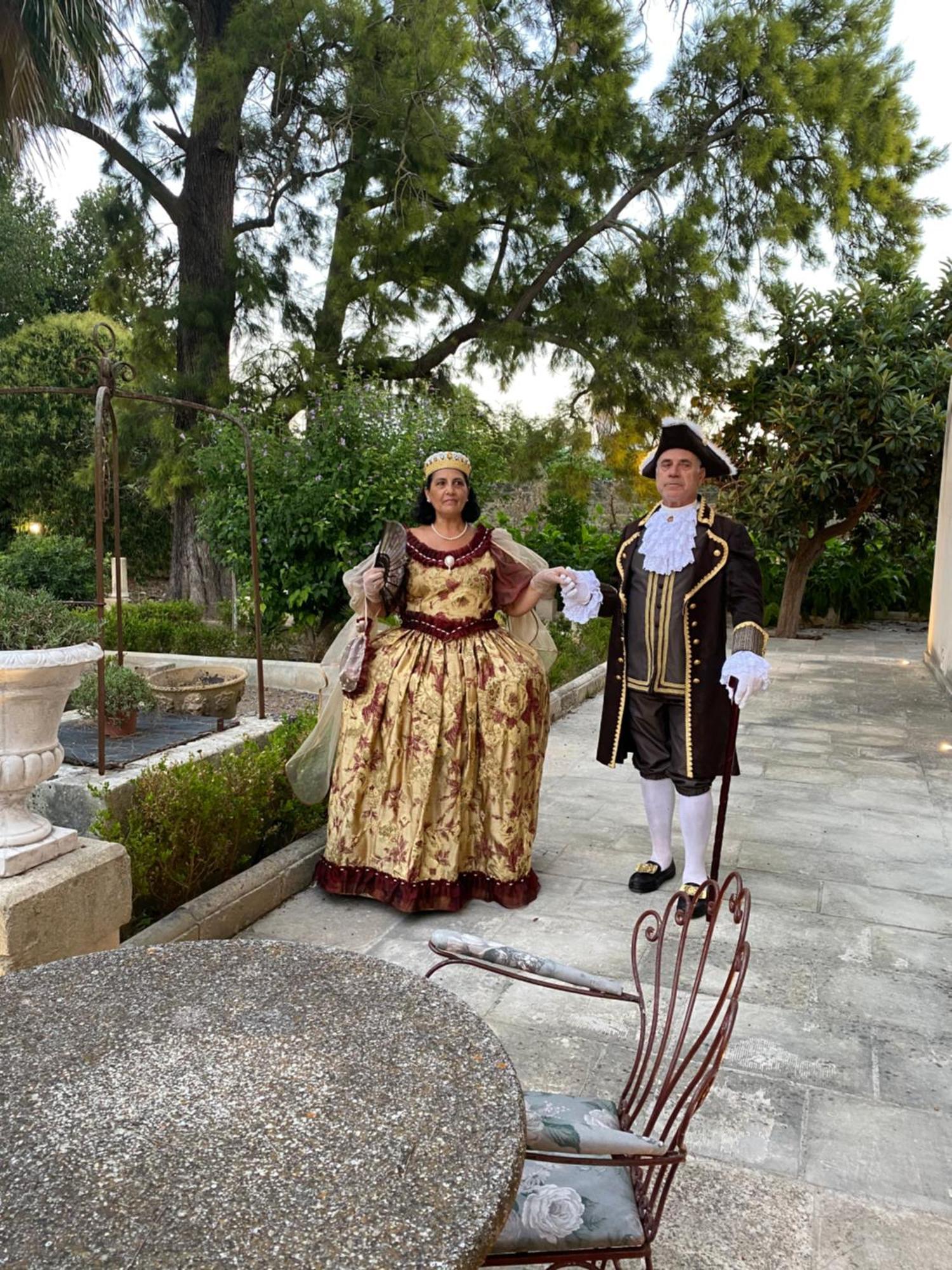 לינה וארוחת בוקר לצ'ה Palazzo De Carlo E Il Parco Dei 7 Pozzi מראה חיצוני תמונה