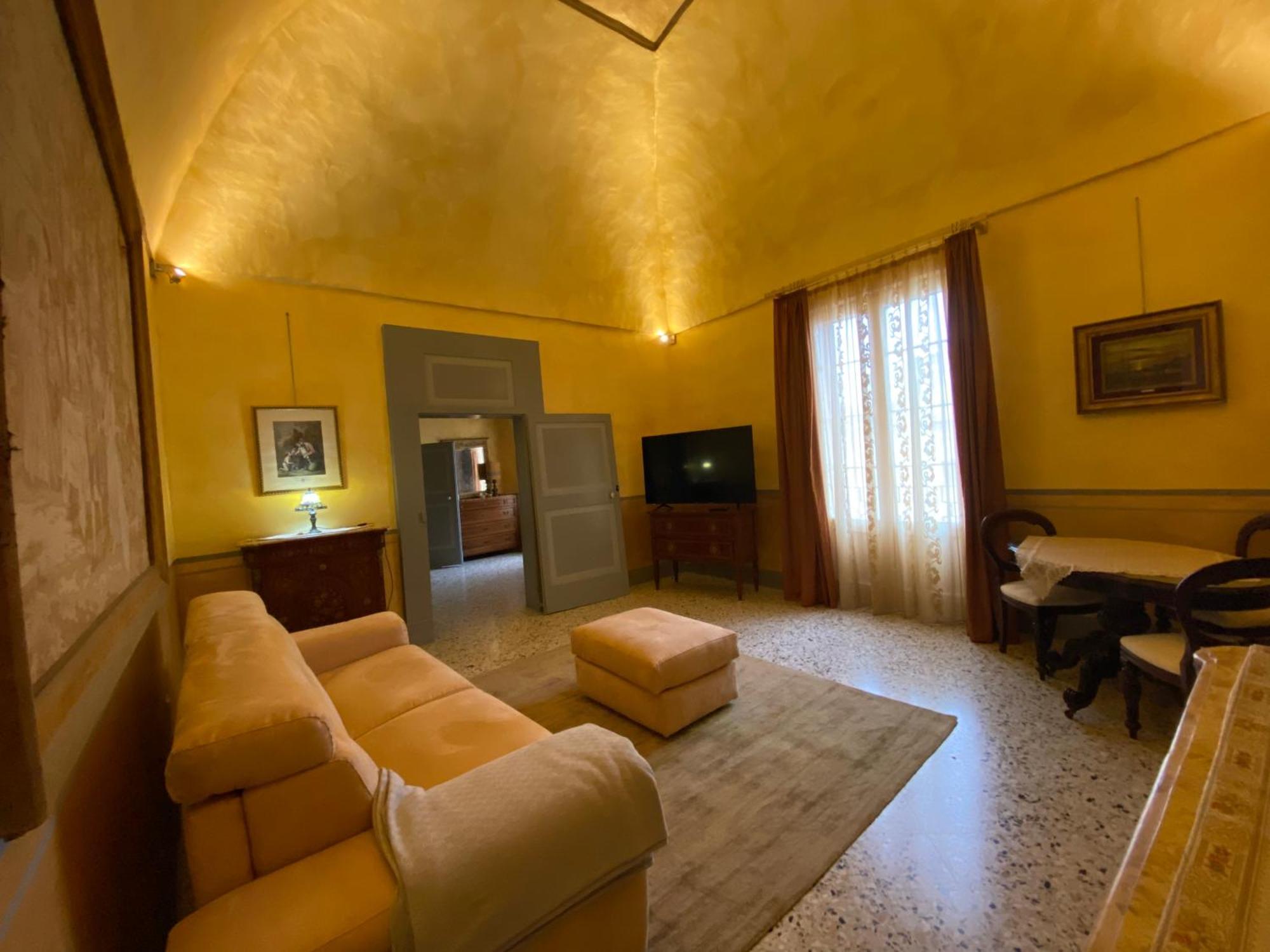 לינה וארוחת בוקר לצ'ה Palazzo De Carlo E Il Parco Dei 7 Pozzi מראה חיצוני תמונה